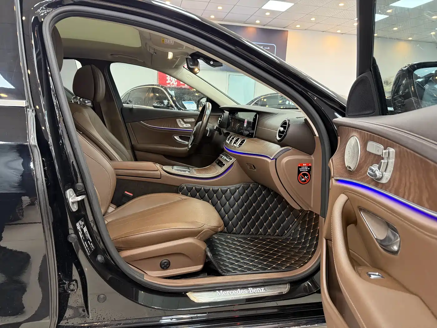 Mercedes-Benz E-Class 2022 E 300 L Luxury фото 14