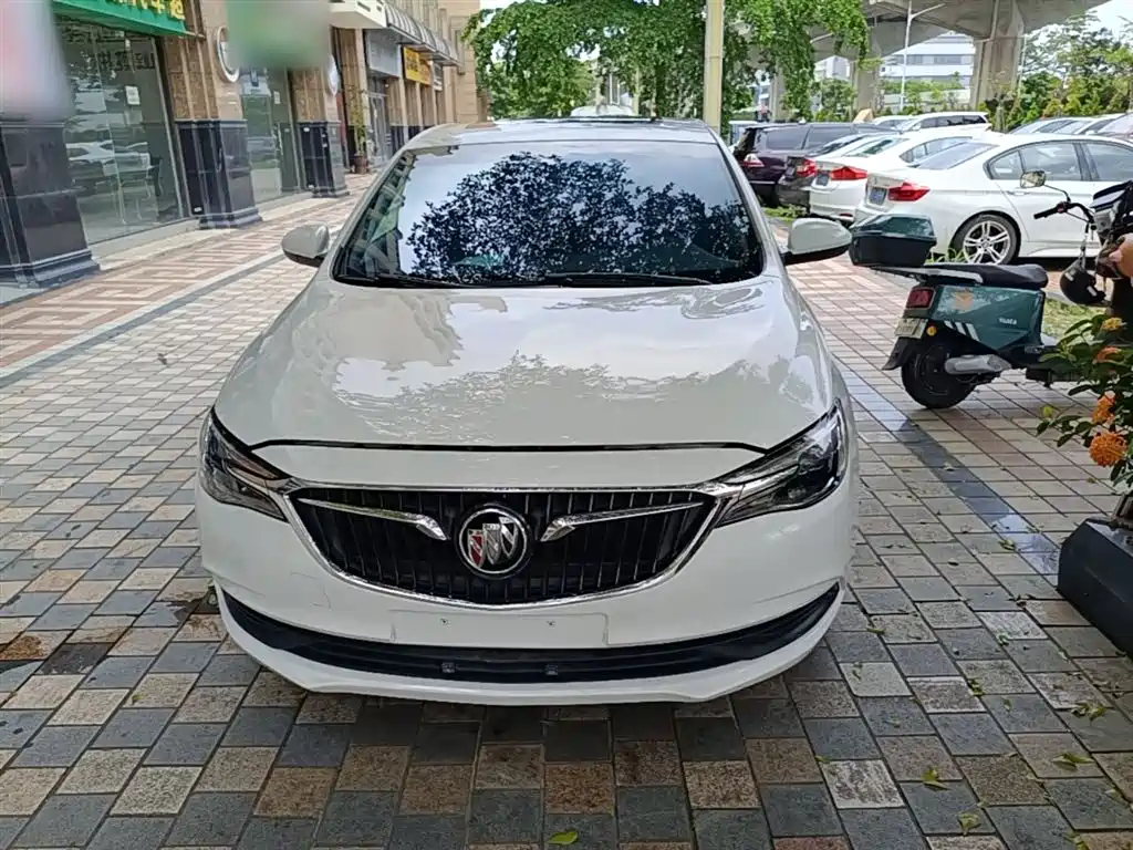 Buick Excelle 2019 18T Auto Connected Elite China VI фото 3