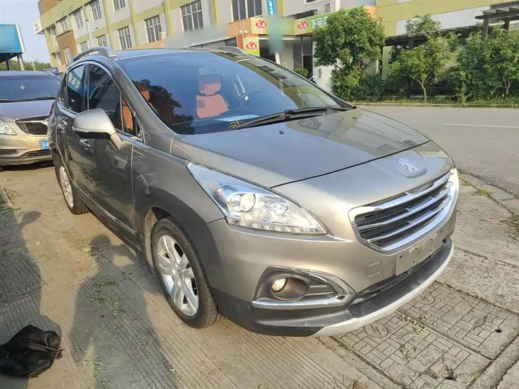 Peugeot 3008 2015 2.0L Automatic Trend Edition фото 4