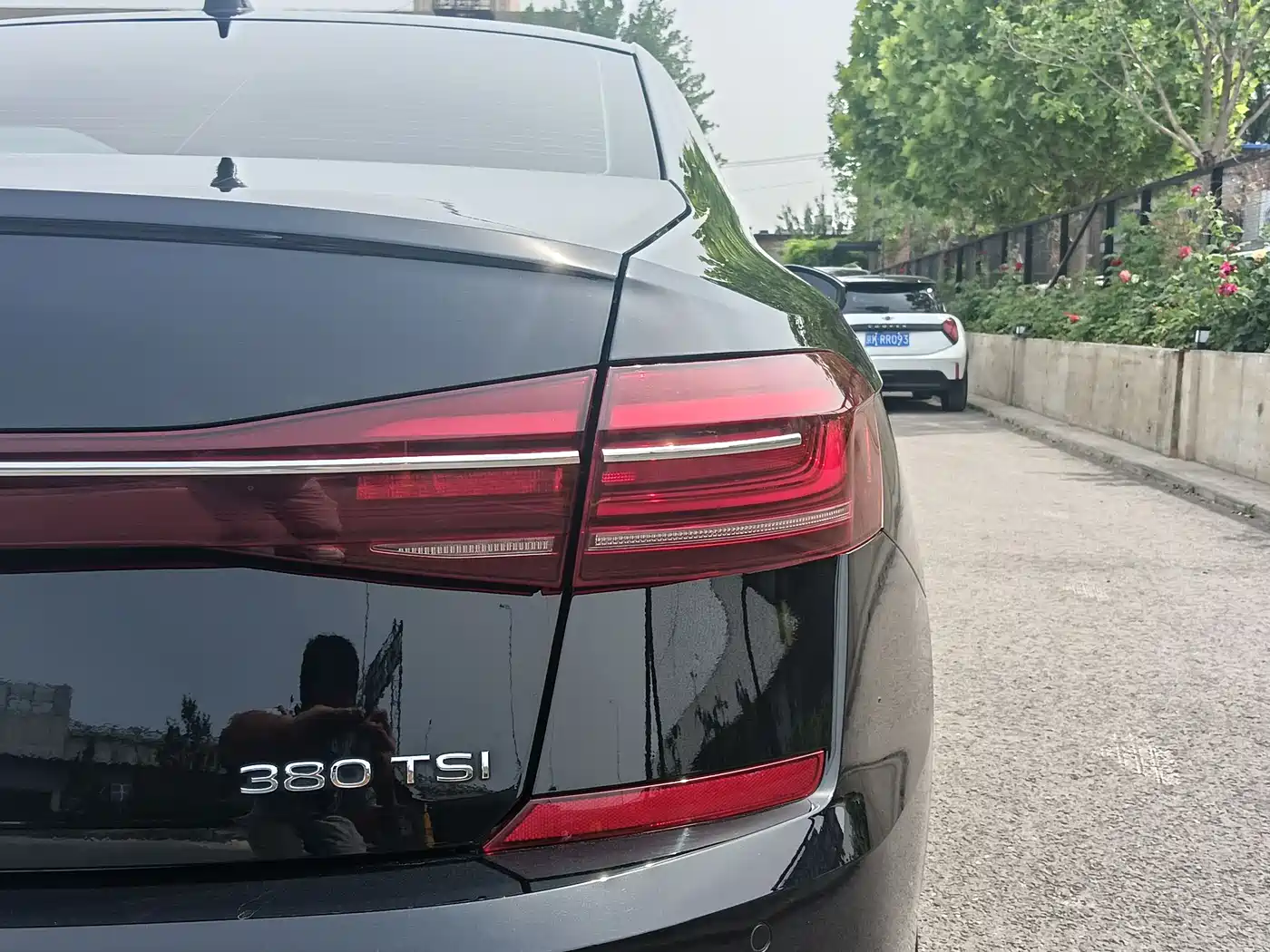 Volkswagen Passat 2024 380TSI Dragon Soaring Edition фото 10