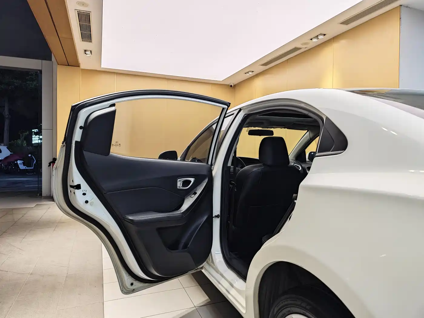 GAC Trumpchi Trumpchi GA3 2014 2013 1.6L Auto Elite ESP Edition