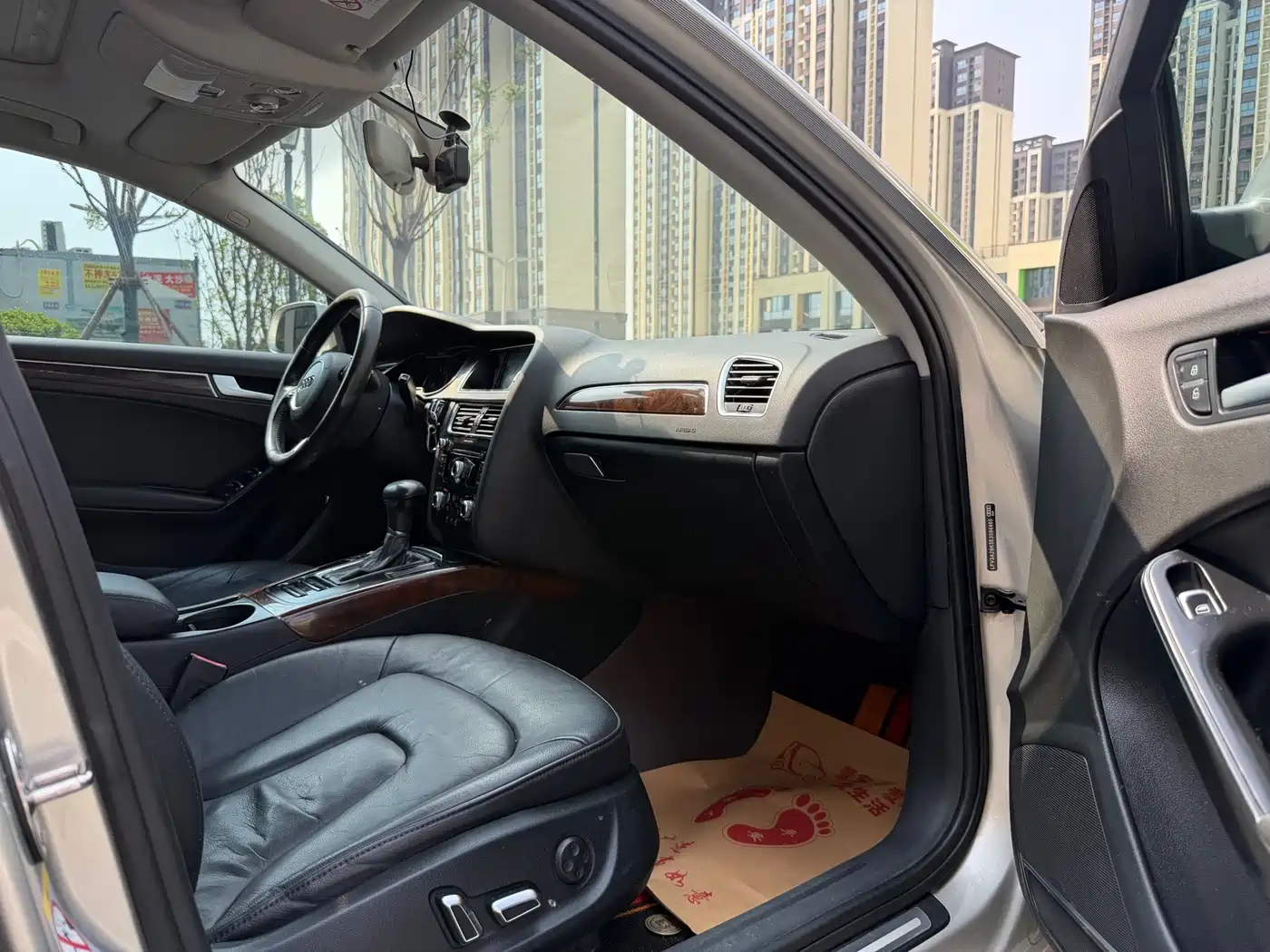 Audi A4L 2015 35 TFSI Auto Comfort фото 9