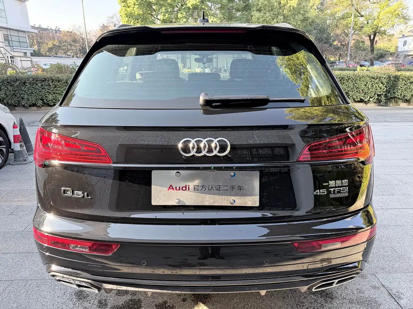 Фото 5 - Audi Q5L