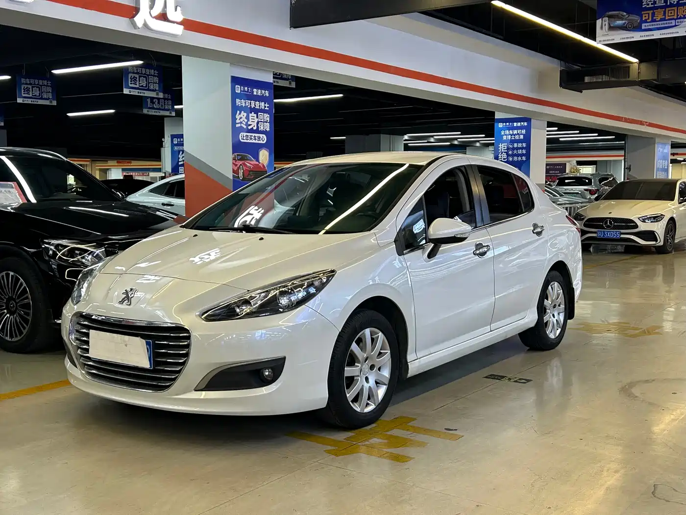 Peugeot 308 2014 Model Joy Edition Classic 1.6L Manual Superior Style фото 2