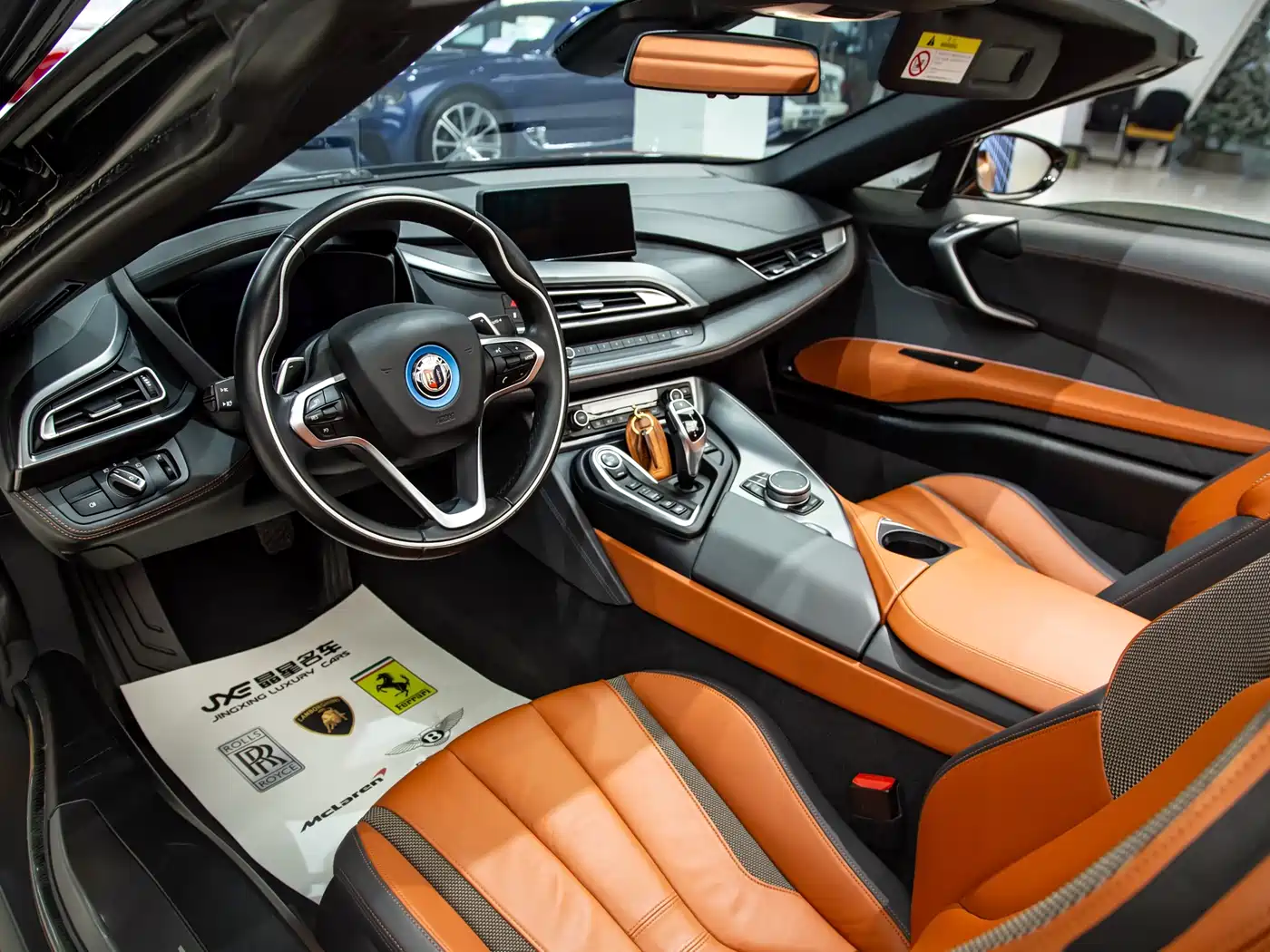 BMW I8
