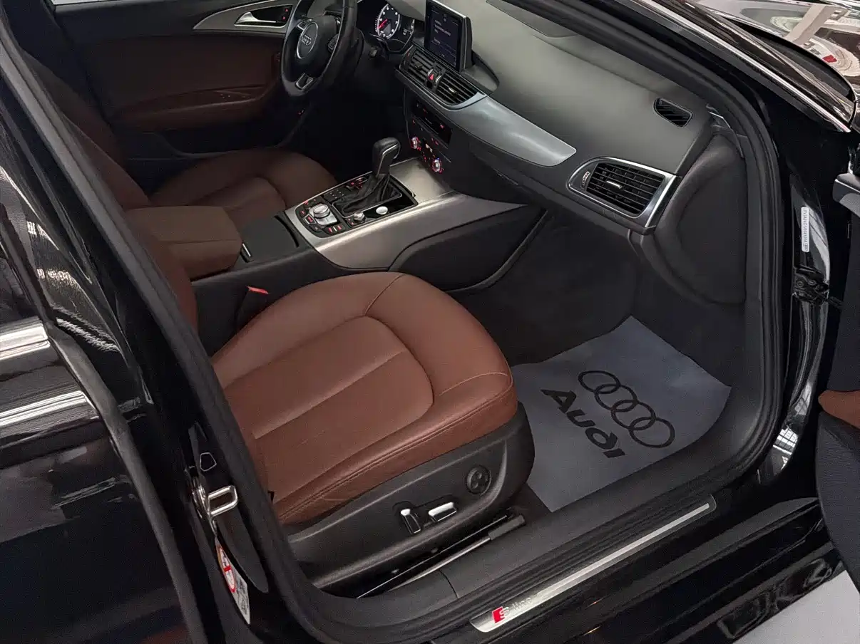 Audi A6L 2018 30th Anniversary 35 TFSI Sport фото 26