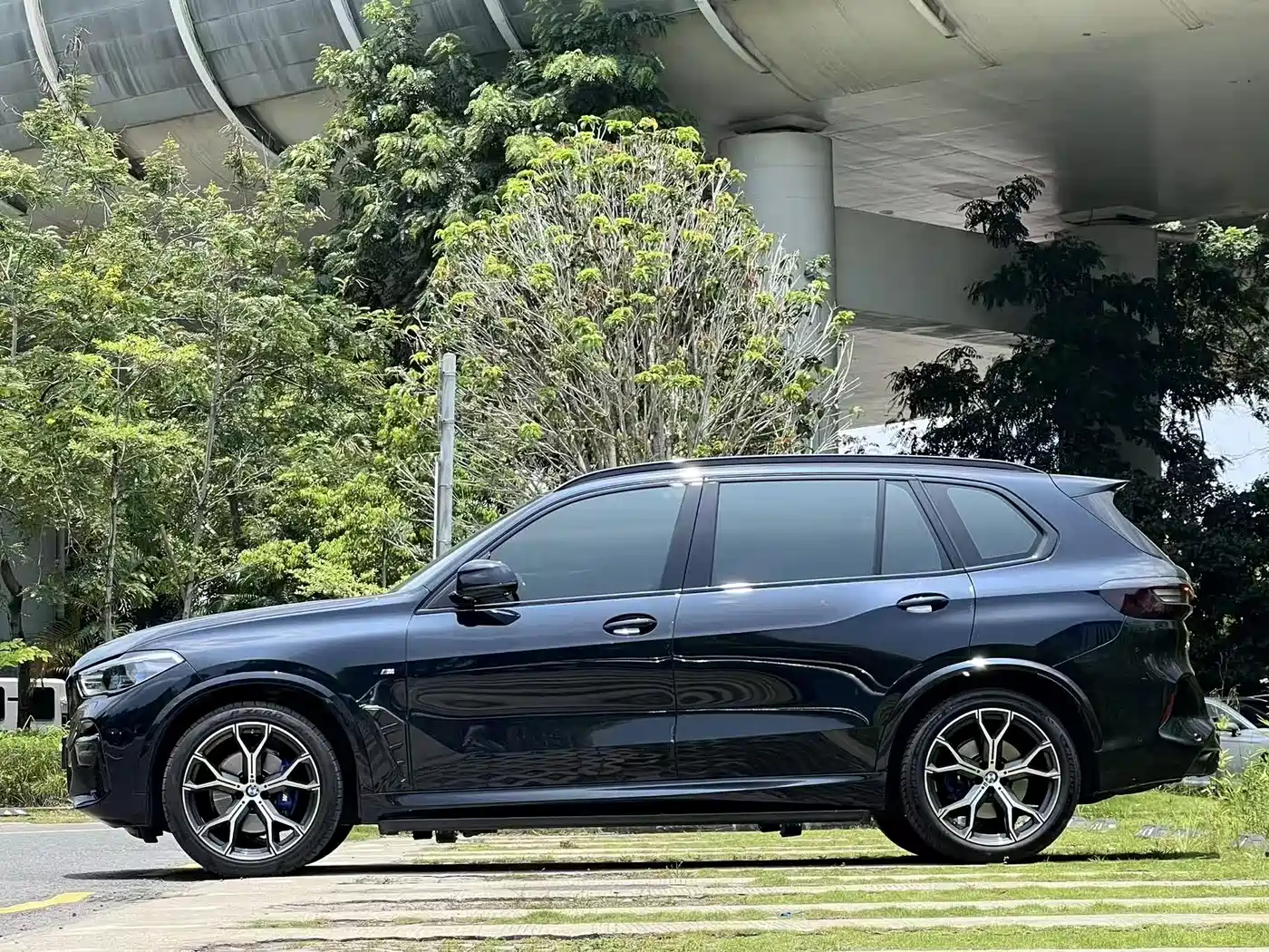 BMW X5 2022 Facelift xDrive 40Li M Sport Package фото 7