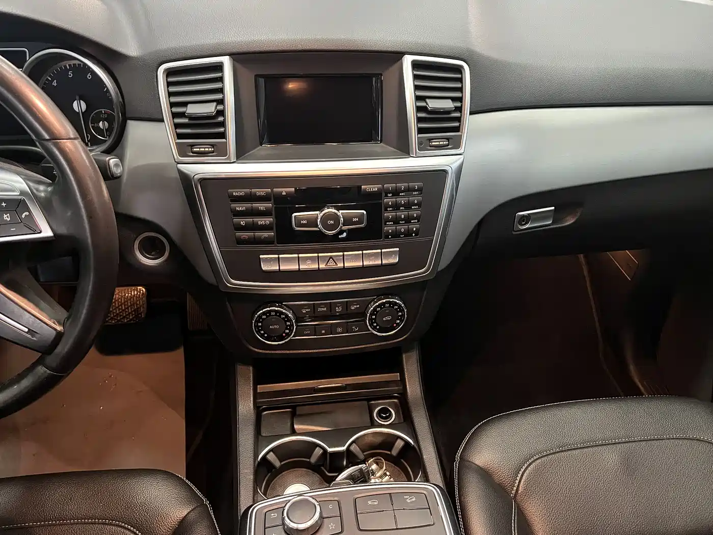 Mercedes-Benz M-Class 2014 ML 320 4MATIC фото 12