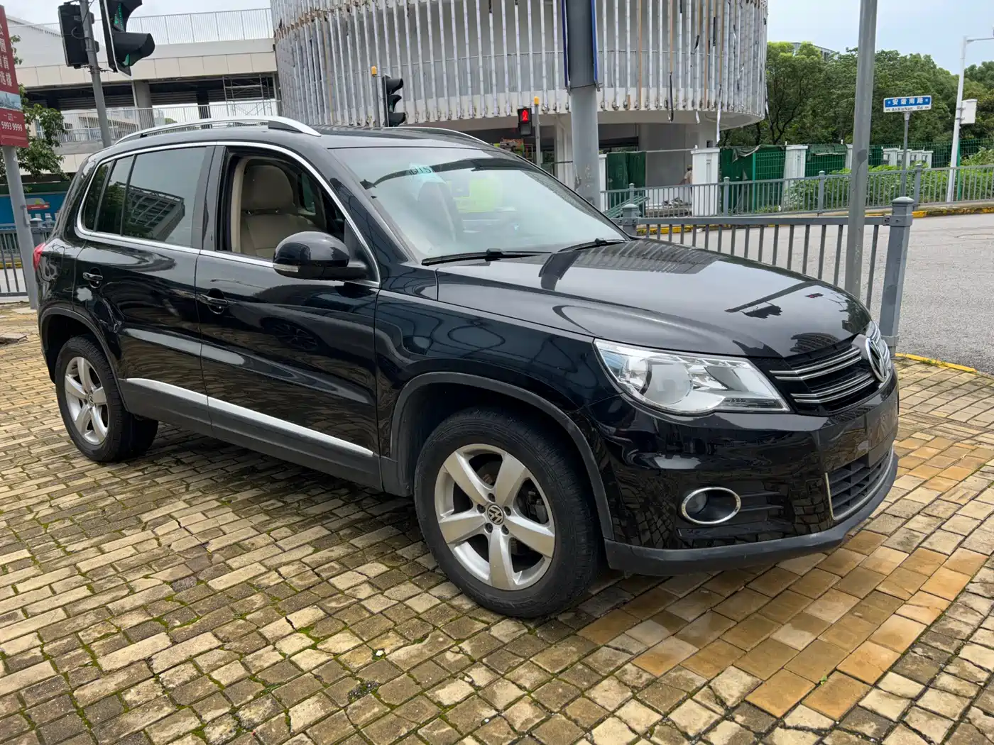 Фото 6 - Volkswagen Tiguan