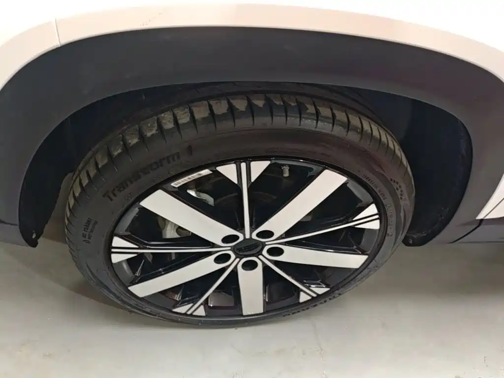 Geely ICON 2024 2023 Model 1.5TD Chocolate Deluxe Edition