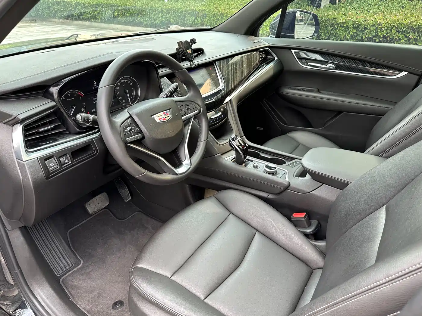 Cadillac XT6 2022 2.0T 6-Seater 2WD Luxury Edition фото 9