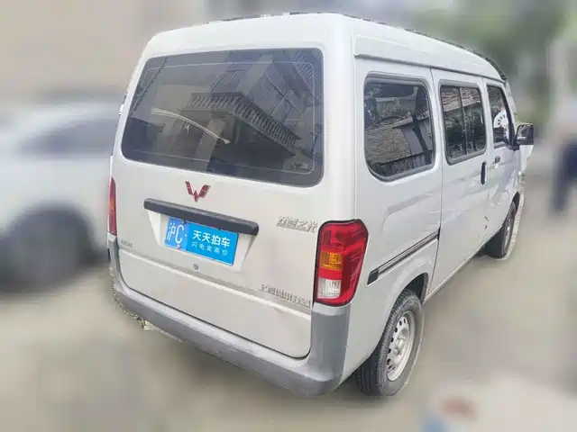 Wuling Motors Wuling Zhiguang 2023 1.5L Utility 5/7-seater — фото 2