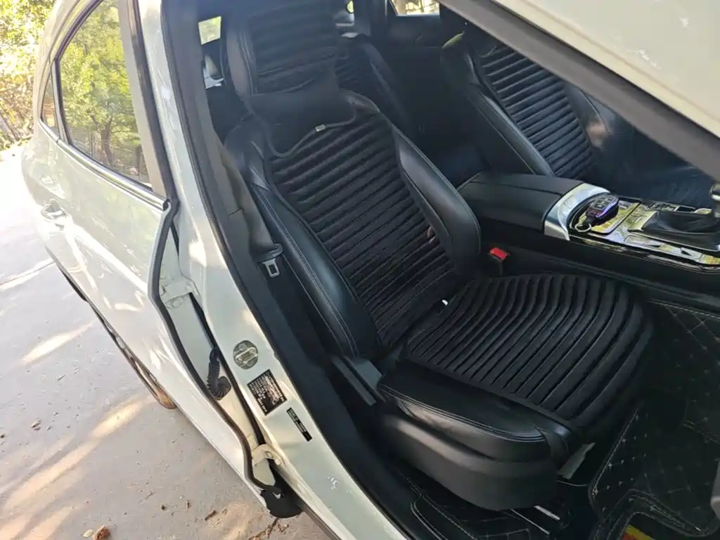 Dongfeng Fengguang Fengguang ix5 2019 2019 220T CVT Zhi Shang China VI