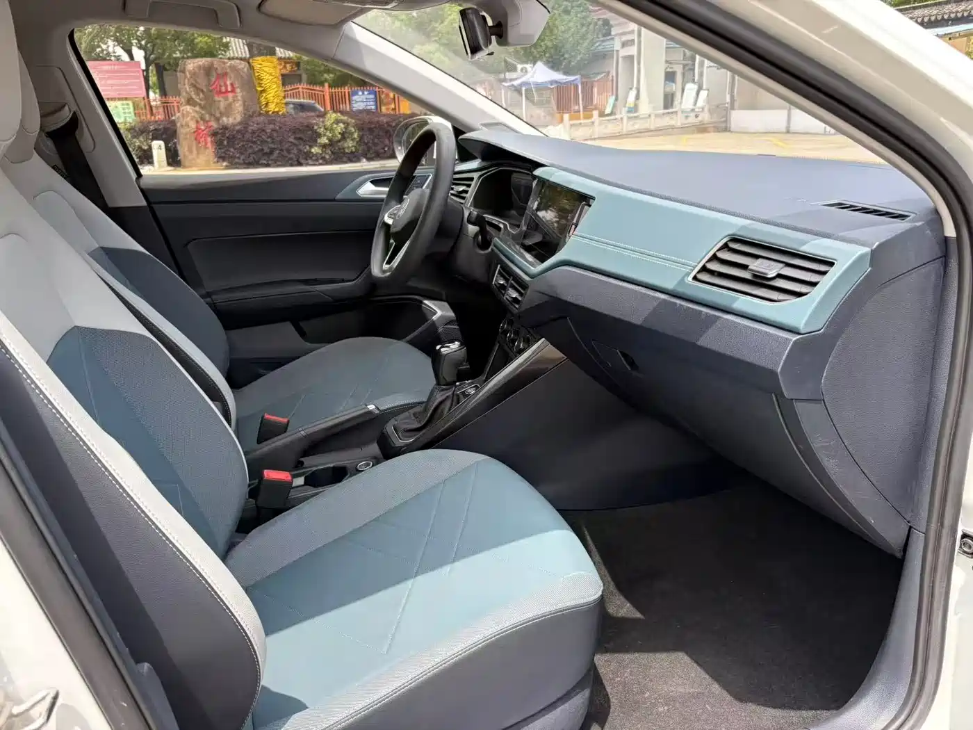 Volkswagen Lavida 2024 Model 1.5L Automatic Delight Edition фото 7