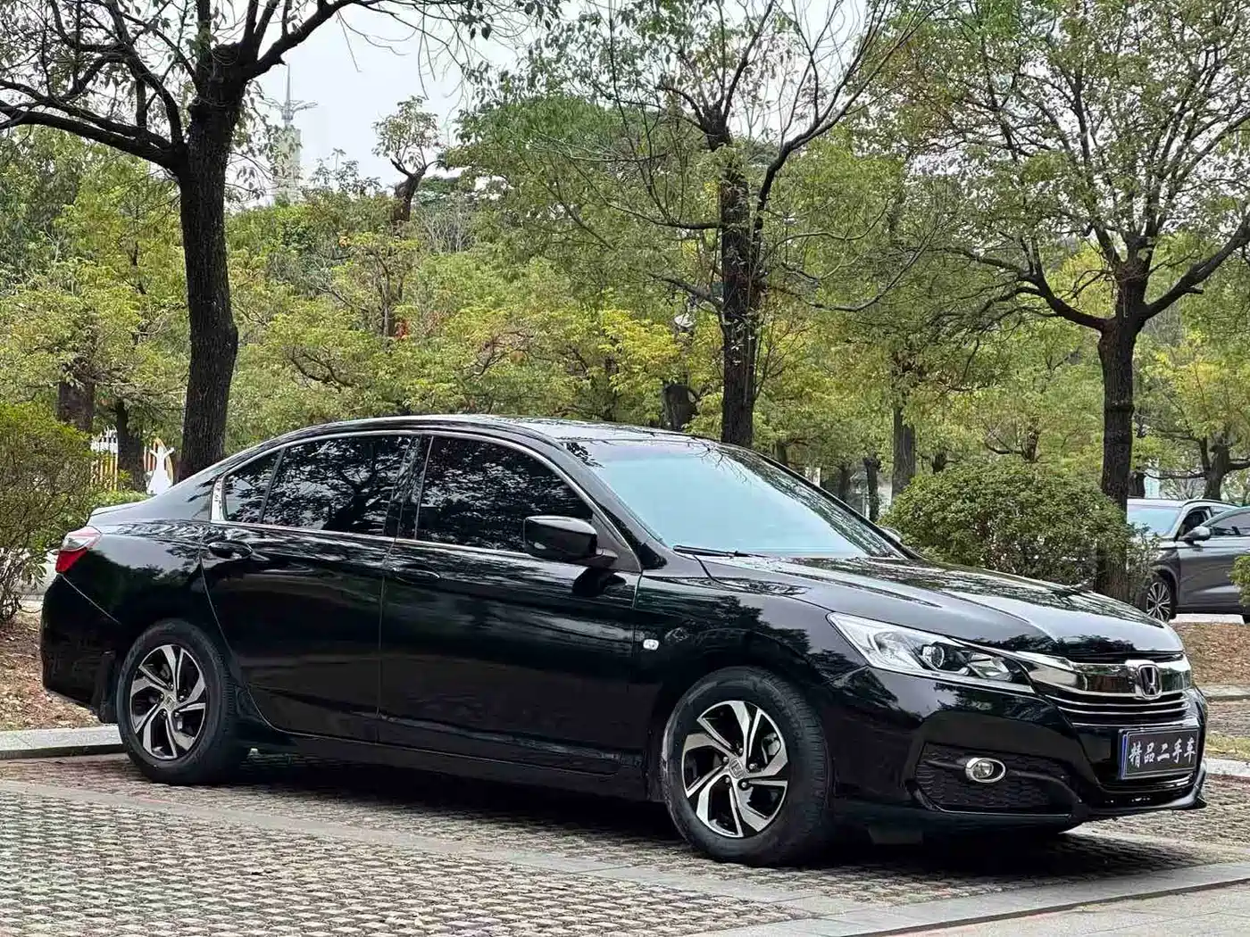 Honda Accord 2016 2.0L Comfort Edition фото 3