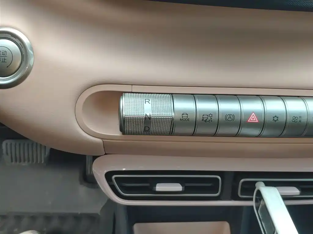 BYD Seagull 2024 Glory Edition 305km Freedom Edition фото 14