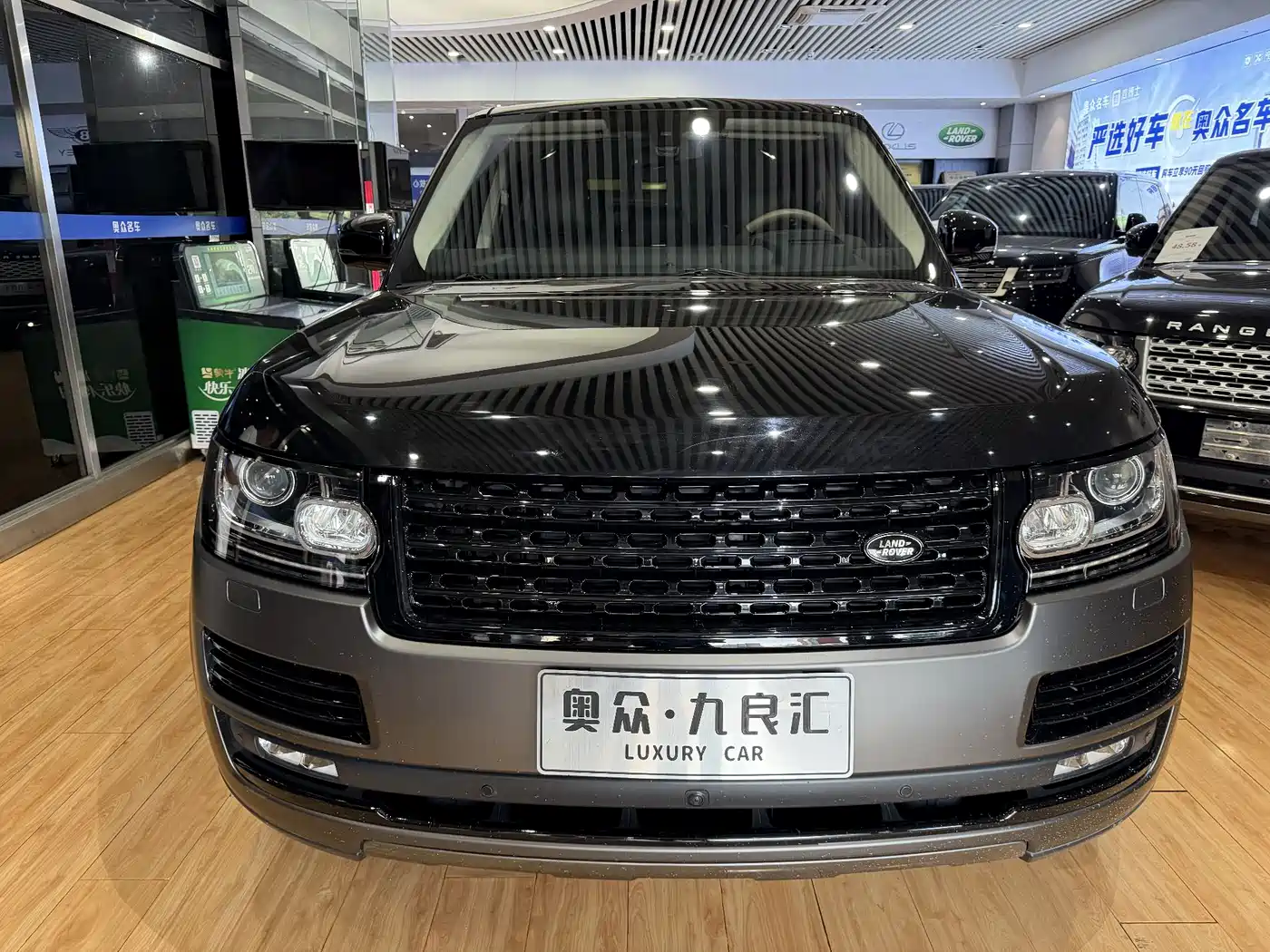 Land Rover Range Rover 2016 3.0 SC V6 Vogue фото 2