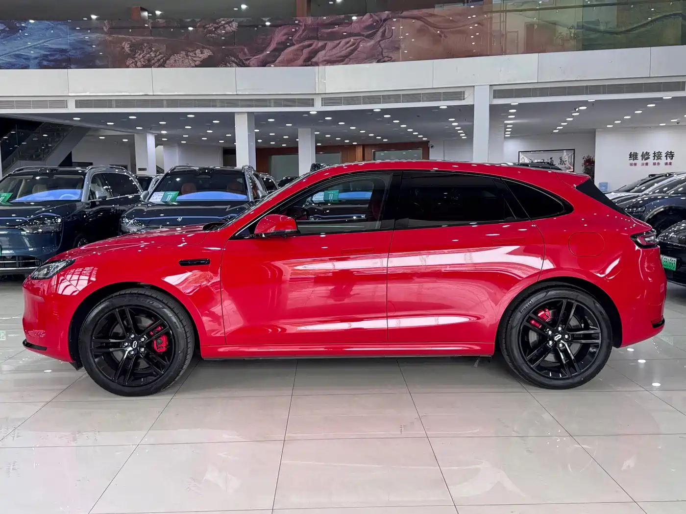 AITO Wenjie AITO M5 2025 Extended Range Ultra AWD фото 5