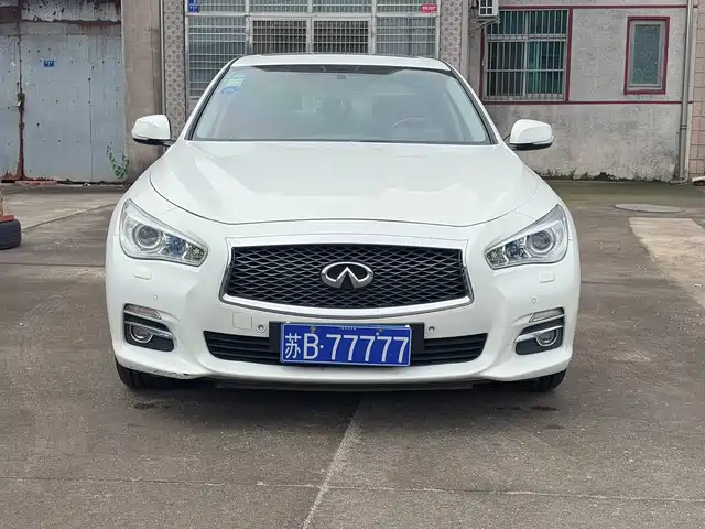 Infiniti Infiniti Q50 2014 2.0T Comfort Edition