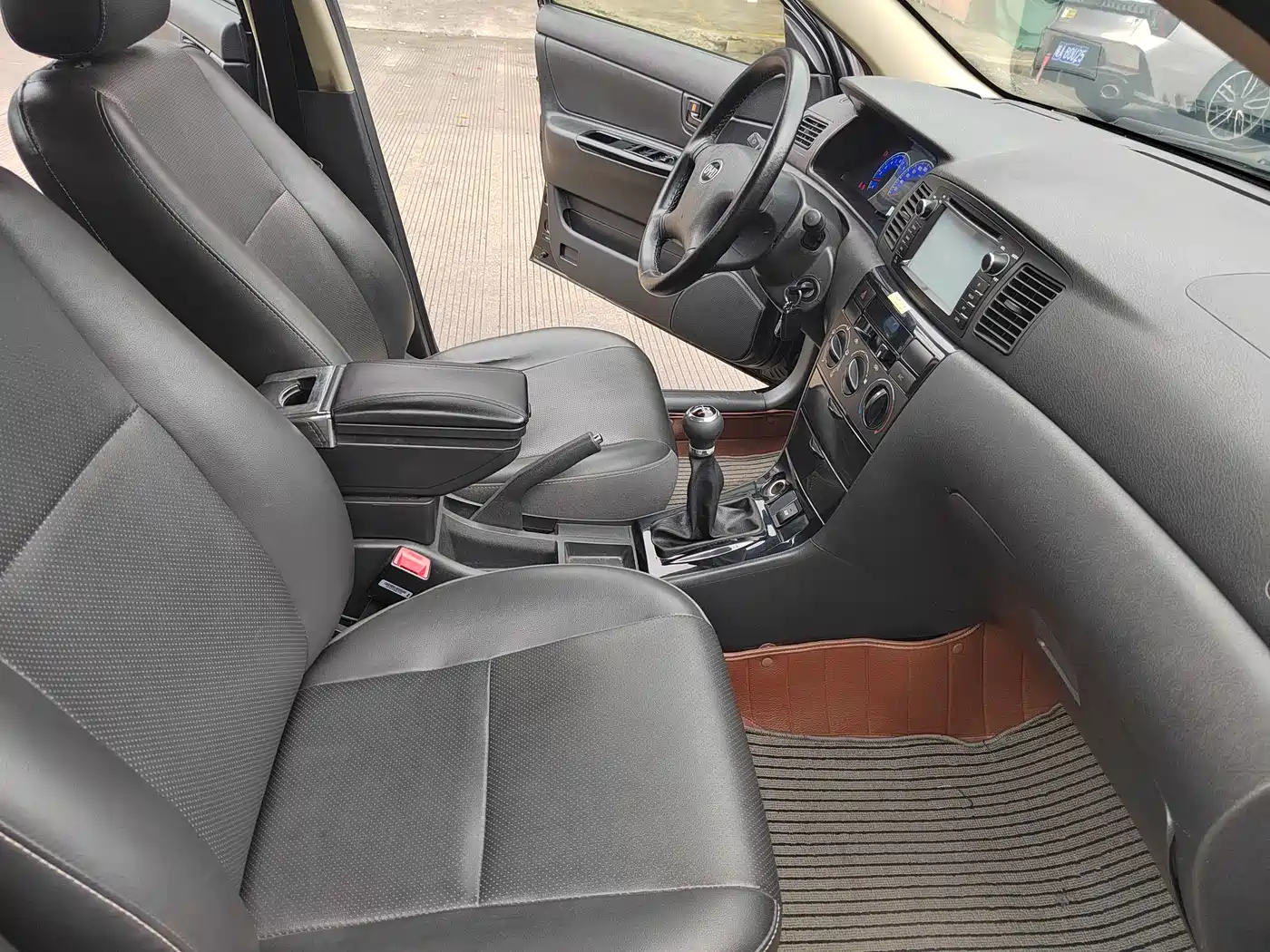 BYD F3 2012 Energy-saving Edition 1.5L Manual Comfort фото 7