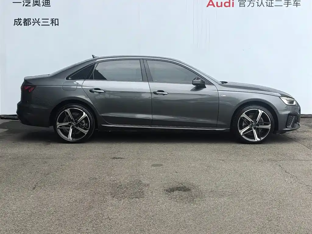 Audi A4L 2024 40 TFSI Luxury Dynamic фото 12