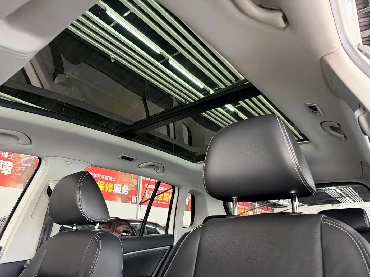 Volkswagen Tiguan 2016 Model 300TSI Automatic 2WD Luxury Edition фото 17