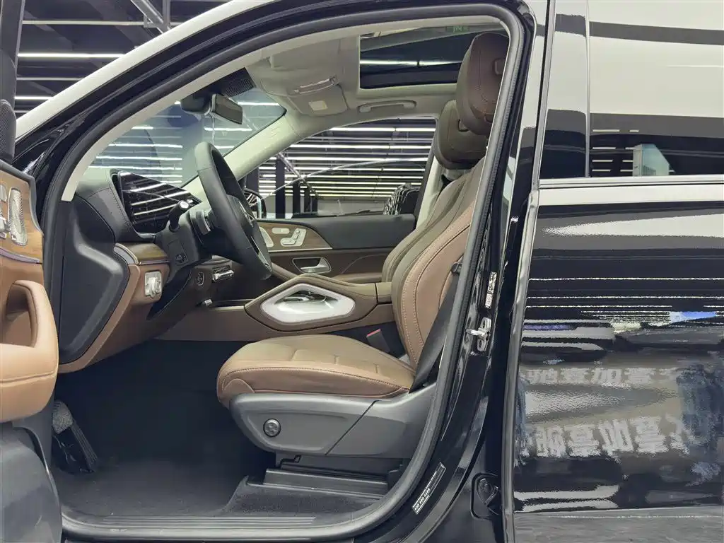 Mercedes-Benz GLE 2024 GLE 450 4MATIC Fashion фото 6