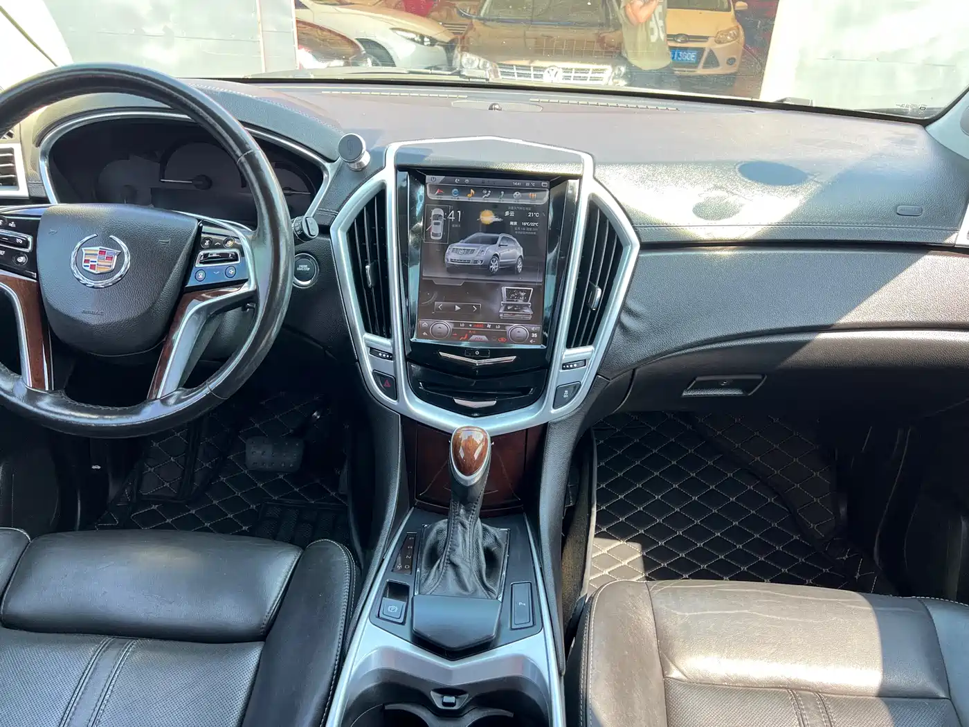 Cadillac SRX 2014 3.0L Luxury Model фото 18