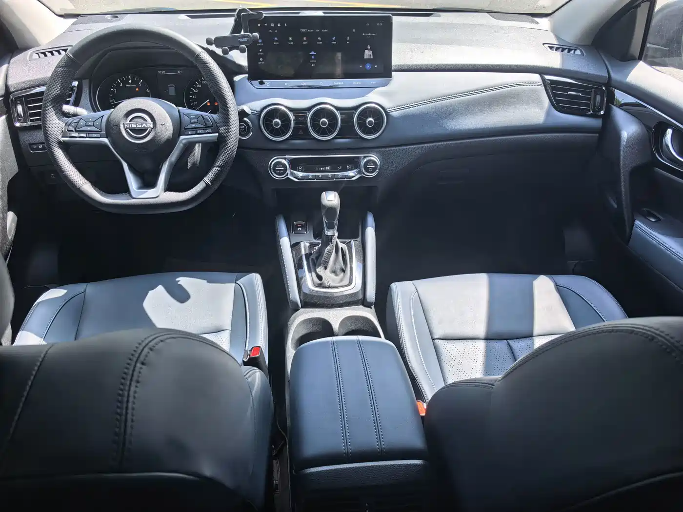 Фото 9 - Nissan Qashqai