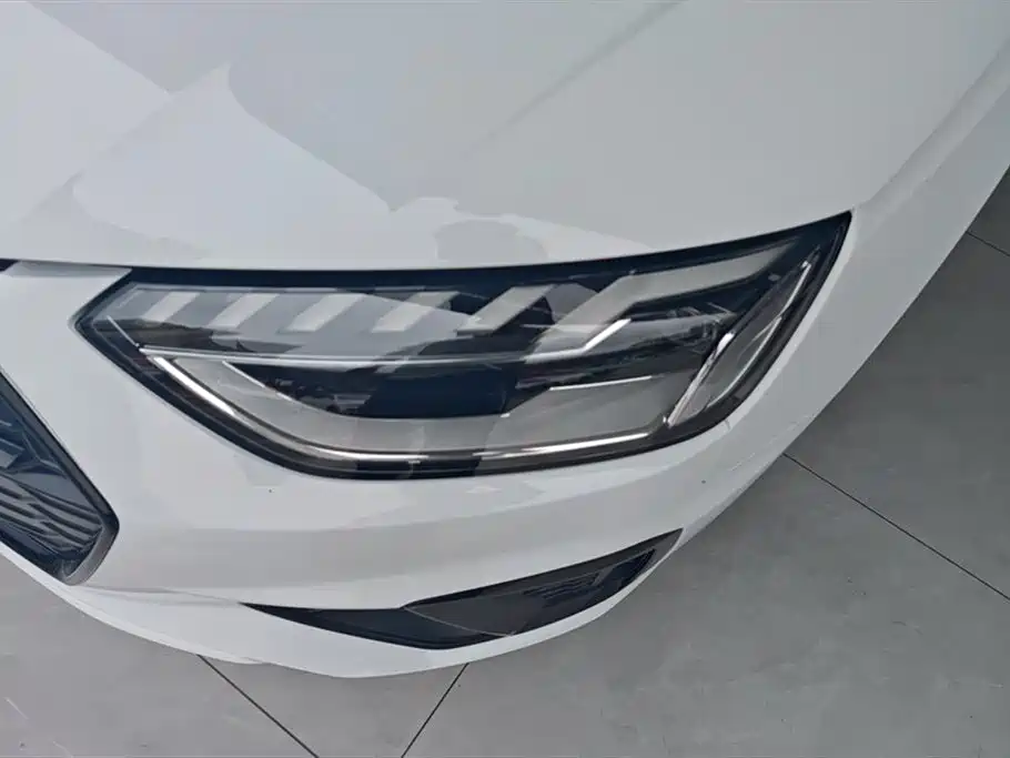 Audi A4L 2022 40 TFSI Luxury Elegance фото 5