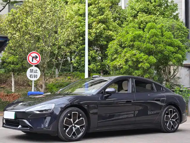 XIAOMI CAR XIAOMI SU7