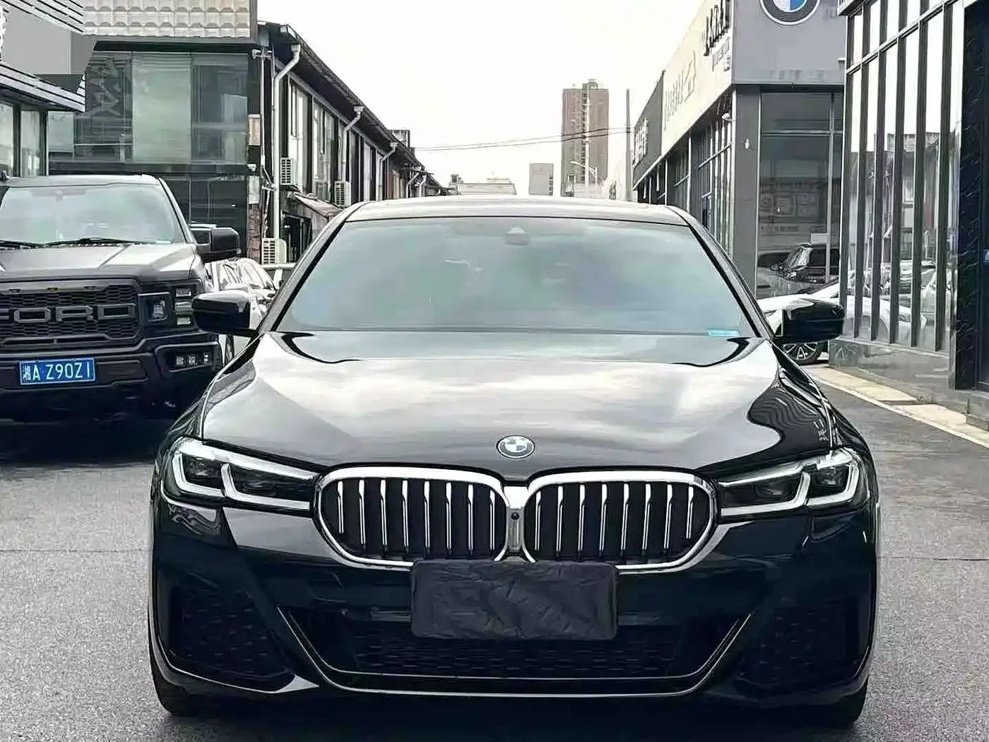 Фото 2 - BMW 5 Series