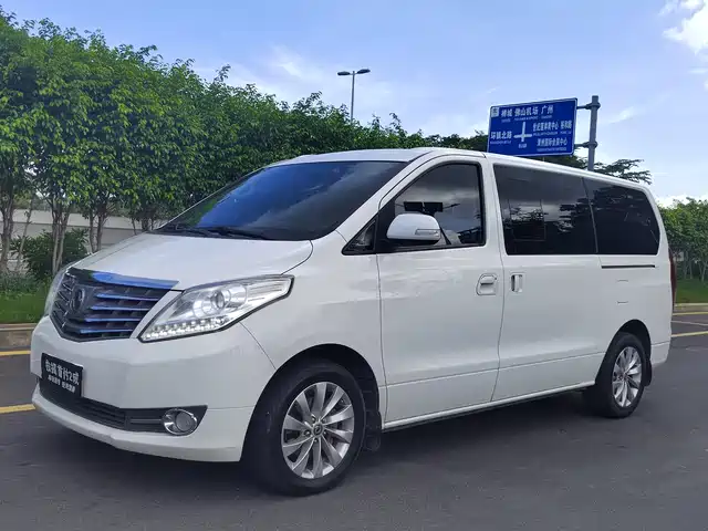  Dongfeng Fengxing Fengxing CM7 2018 Facelift 2.0T Automatic Premium Type