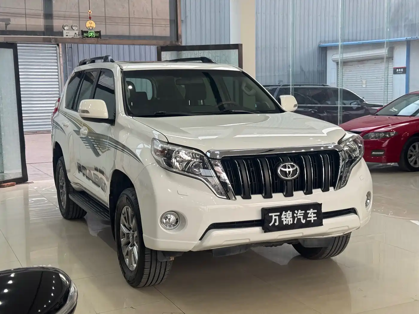 Toyota Prado 2016 2.7L Auto Luxury Edition фото 3
