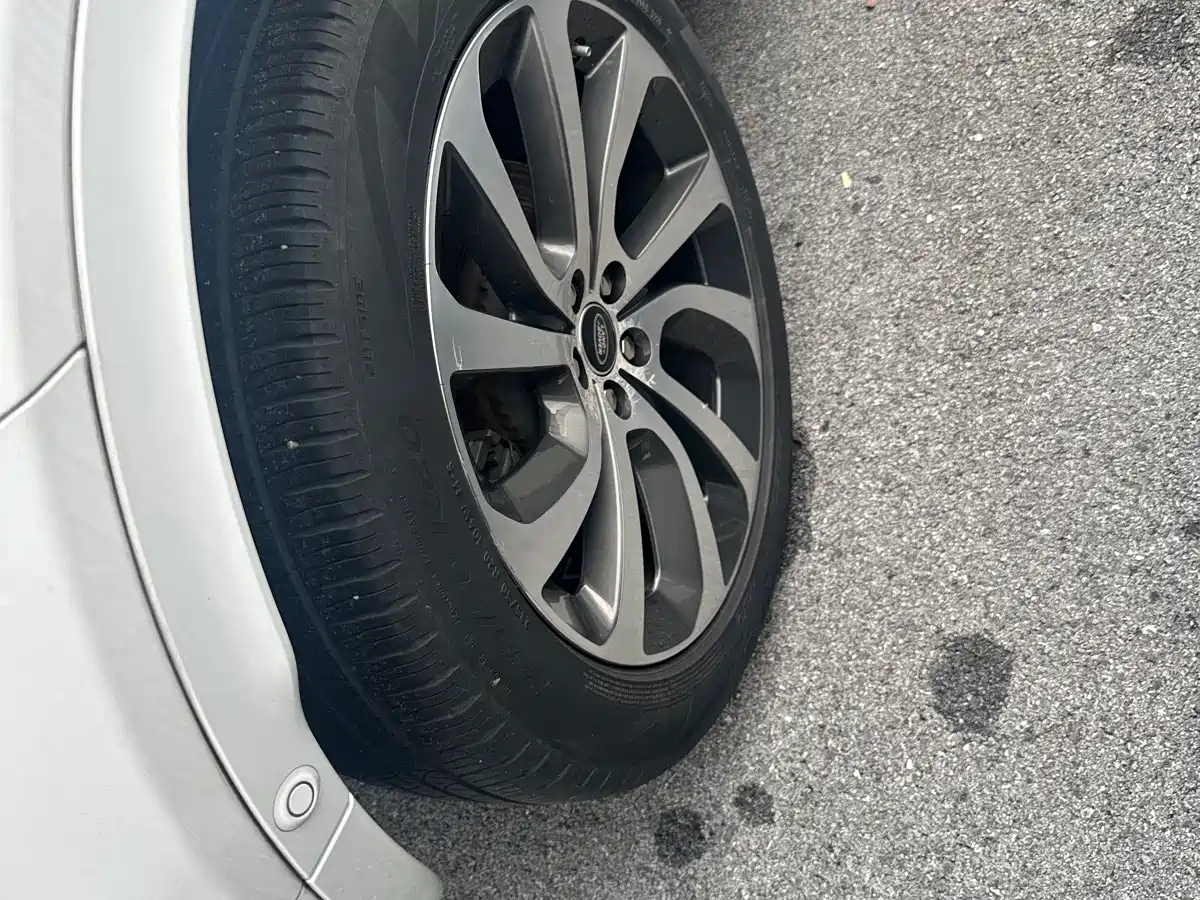 LAND ROVER DISCOVER SPORTS