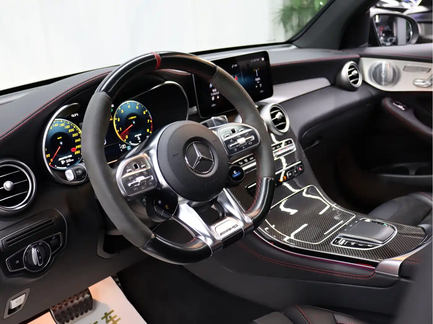 MERCEDES-BENZ GLC COUPE AMG