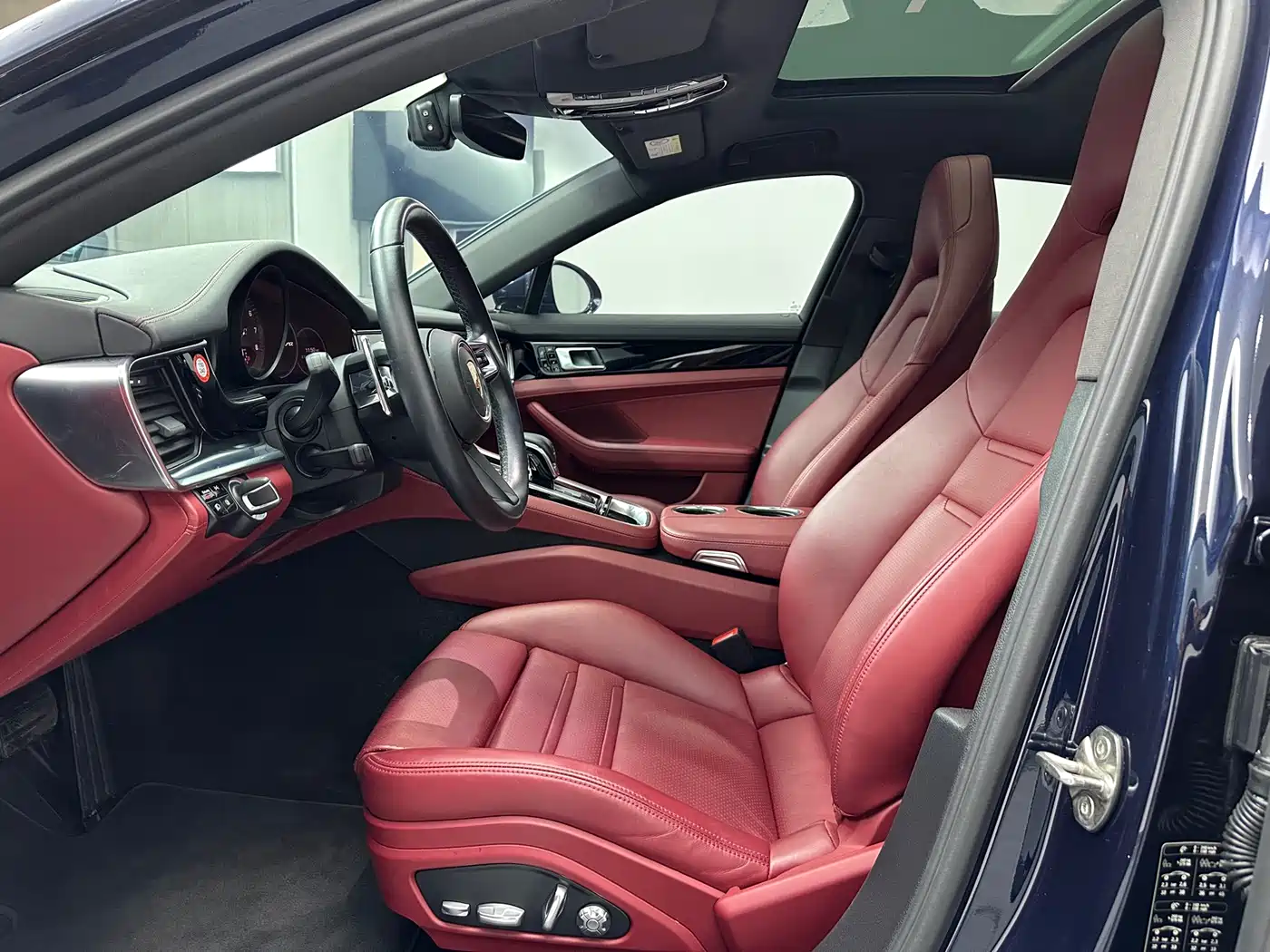 Porsche Panamera 2021 Model Panamera 2.9T фото 9