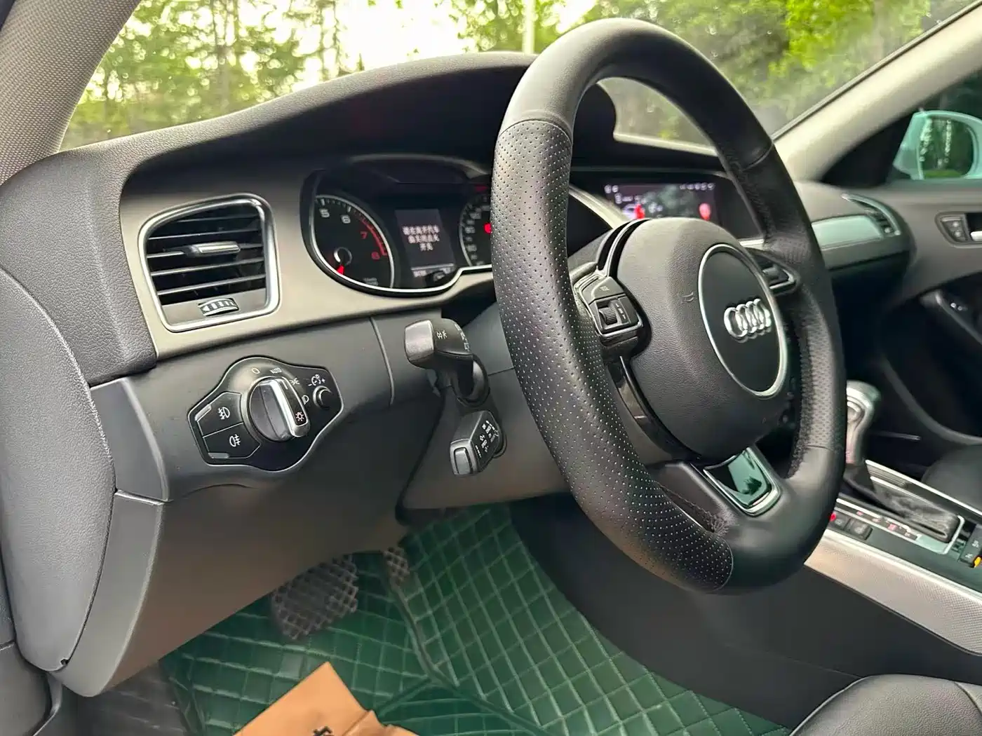 Audi A4L 2015 35 TFSI Auto Standard фото 5