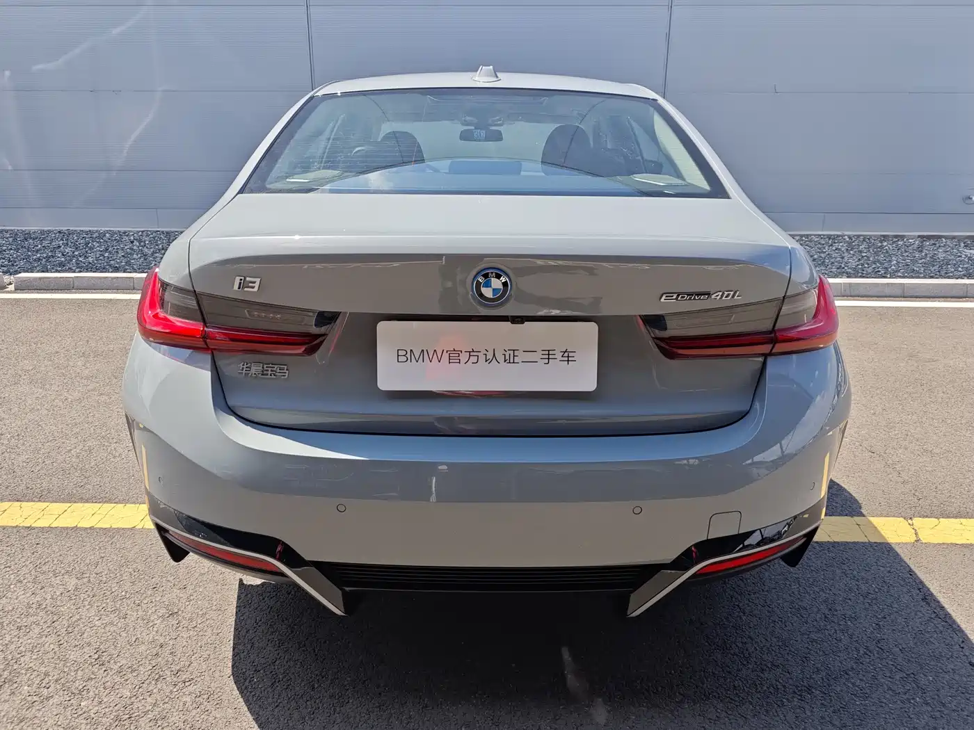 BMW i3 2025 eDrive 40 L Shadow Night Sport Package фото 3