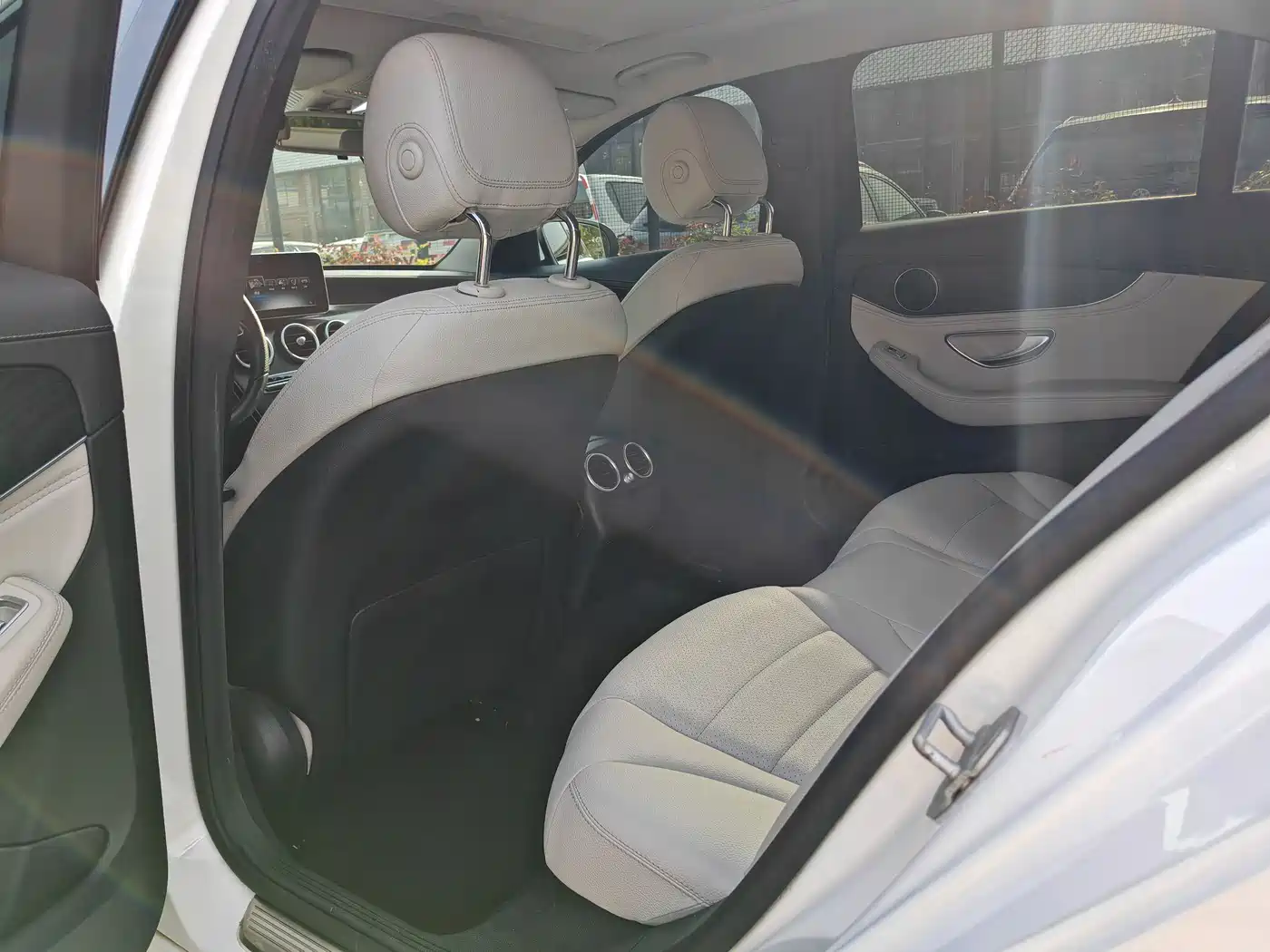 Mercedes-Benz C-Class 2015 C 180 L Sport фото 20