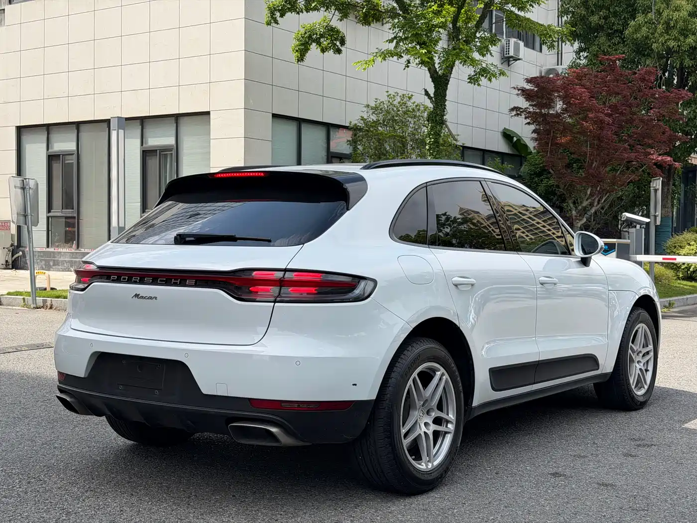 Porsche Macan 2021 Macan 2.0T фото 18