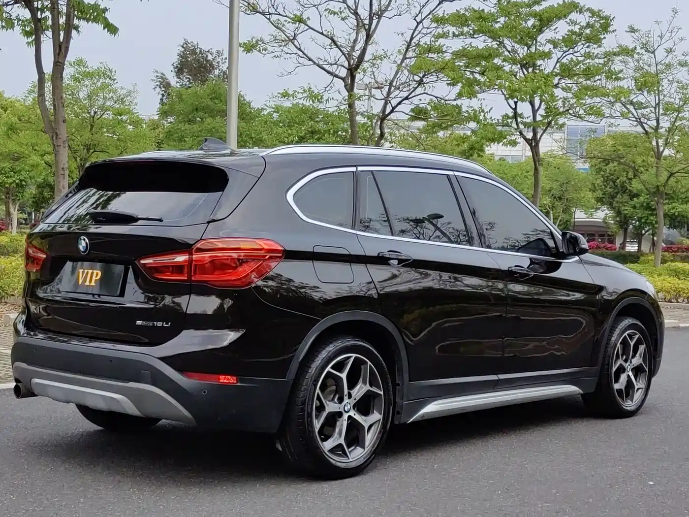 BMW X1 2018 xDrive20Li Premium Model фото 4