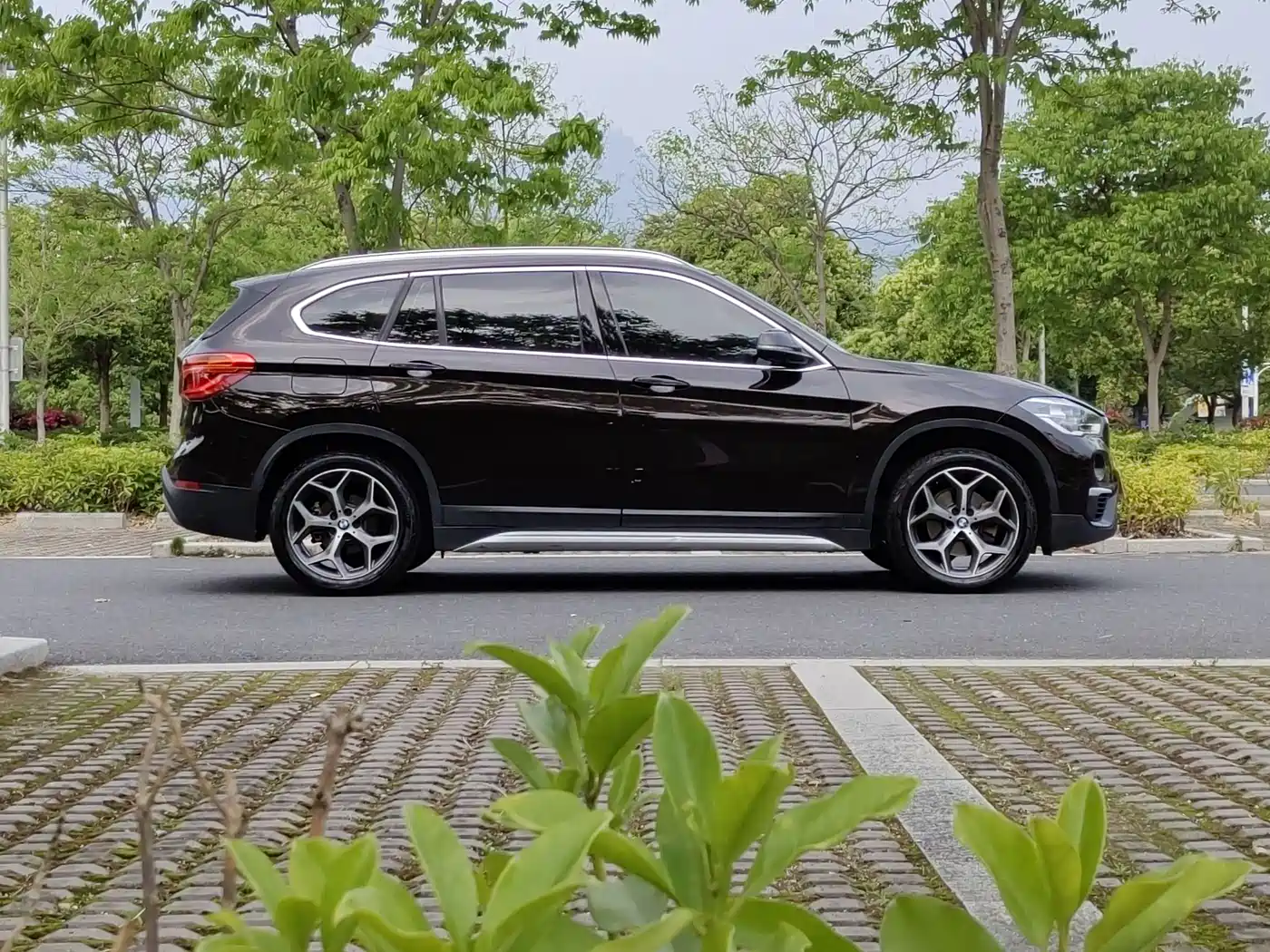BMW X1 2018 xDrive20Li Premium Model фото 7