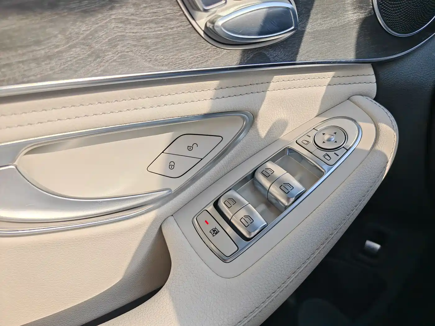 Mercedes-Benz C-Class 2015 C 180 L Sport фото 13