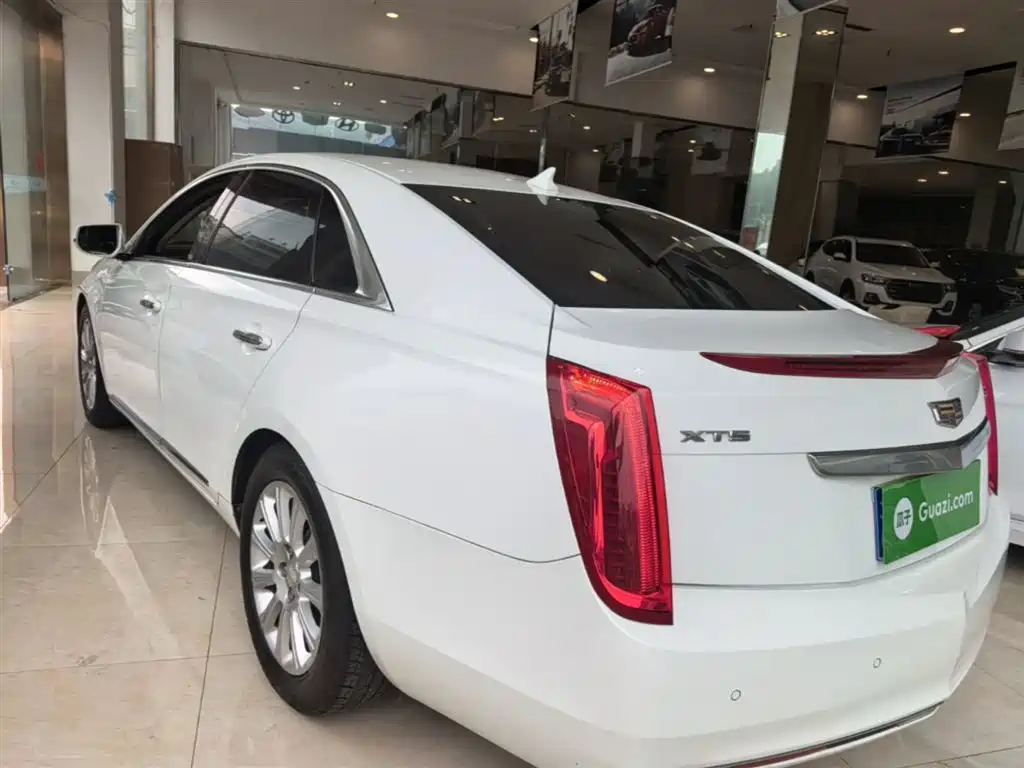 Cadillac XTS 2016 28T Elite фото 5