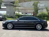 Фото 2 - Audi A8