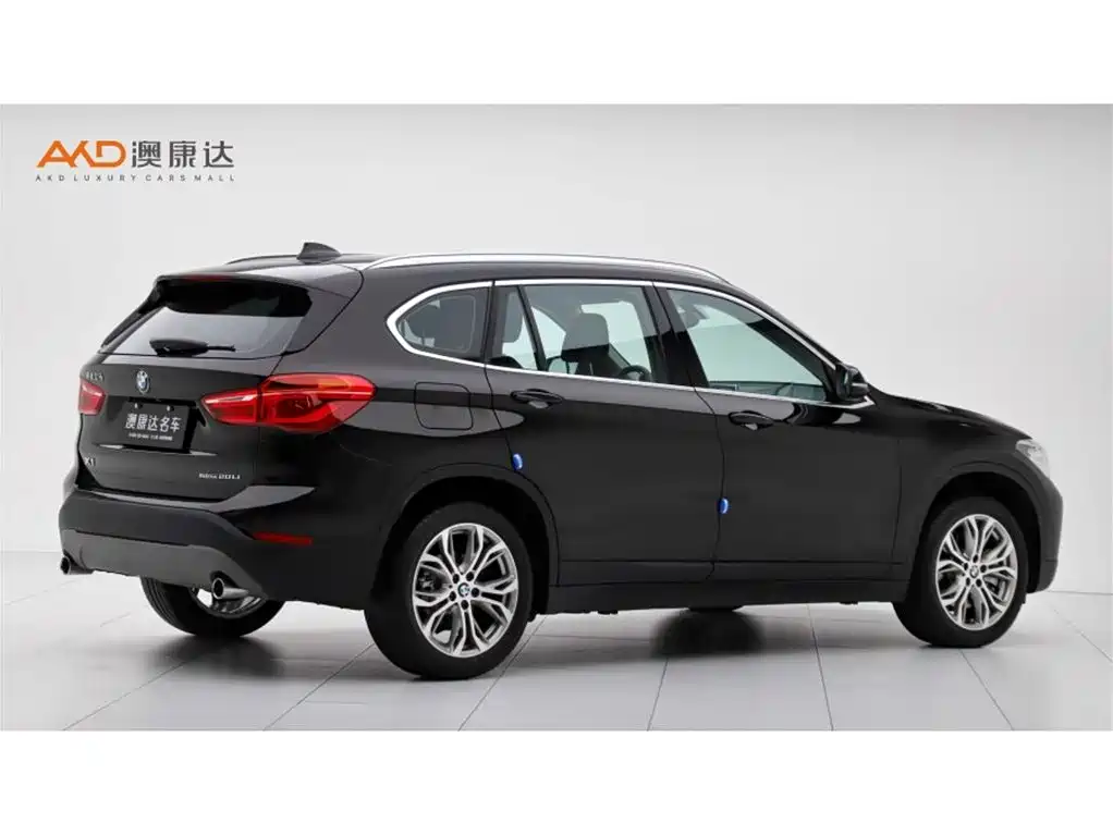 BMW X1 2019 sDrive20Li Leading Model фото 3