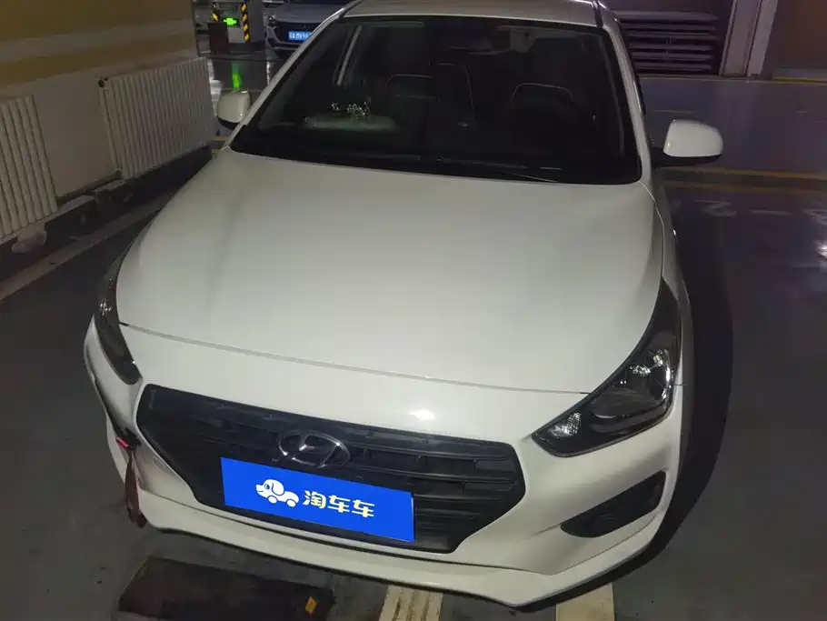 Hyundai Verna 2020 1.4L Manual GL Renewal Edition фото 2