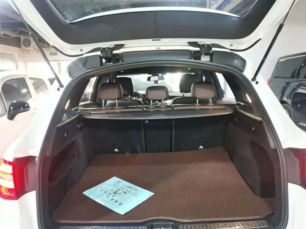Mercedes-Benz GLC 2018 GLC 200 4MATIC фото 19