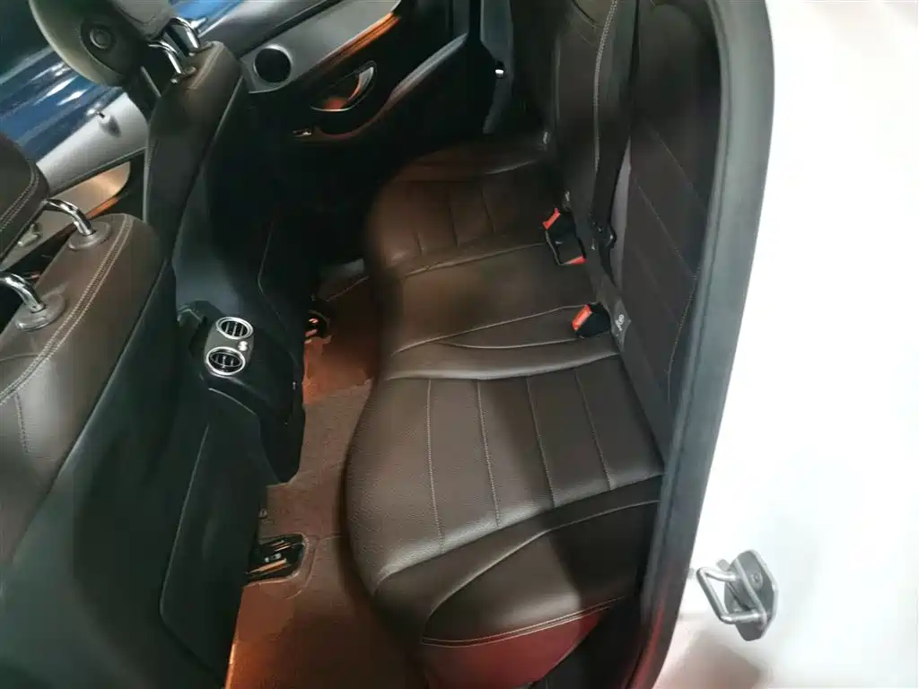 Mercedes-Benz GLC 2018 GLC 200 4MATIC фото 17